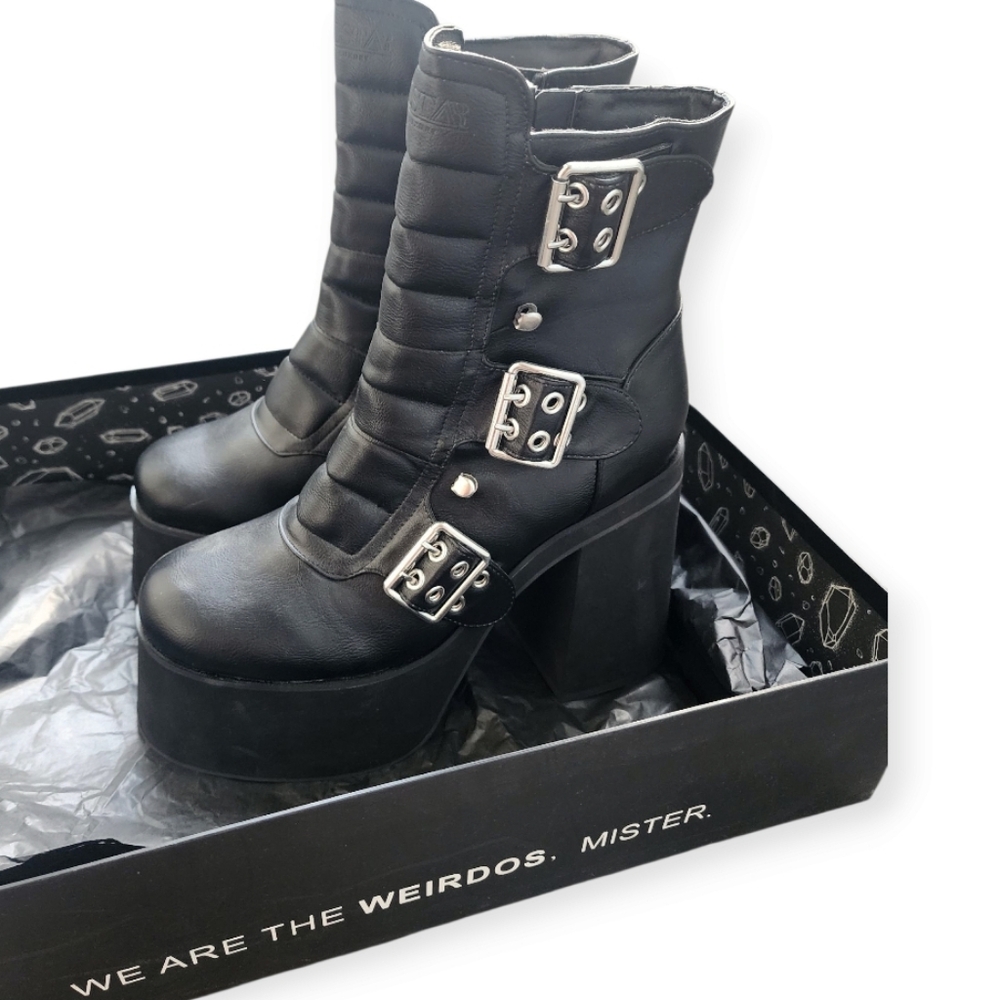 Gothic Black Platform Boots
